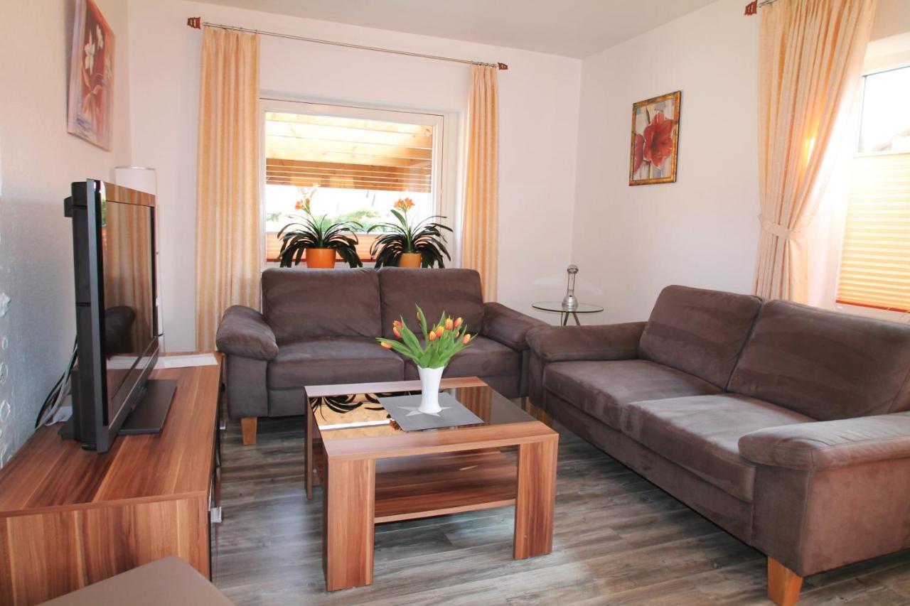 Haus Clara Villa Husby  Exteriör bild